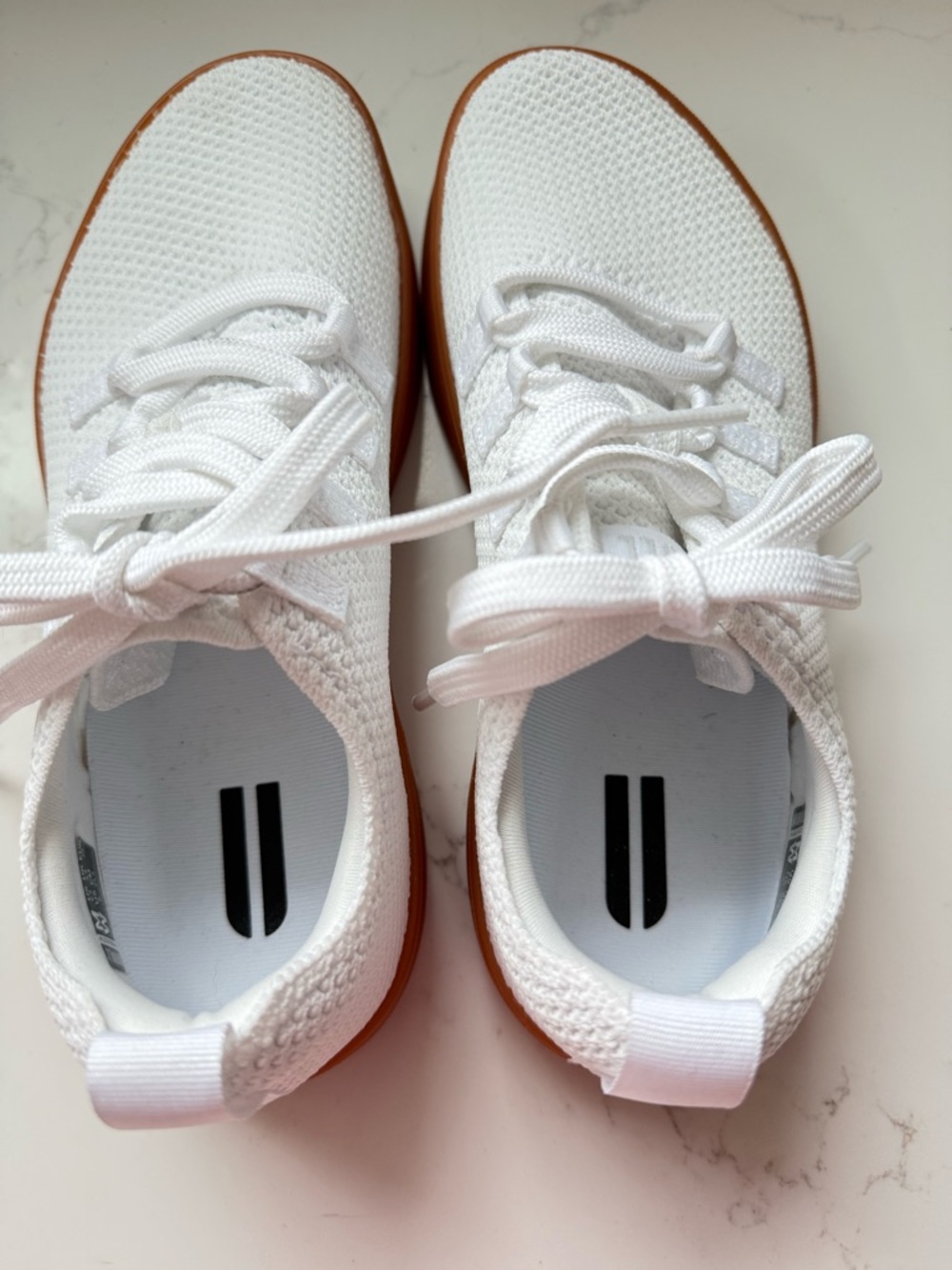 NOBULL Unisex Knit Sneakers White Gum Athletic Size Womans 8 Mens 6.5 Excellent - Picture 2 of 8